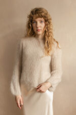 Sweter damski z moherem Mellow beżowy - obrazek 2